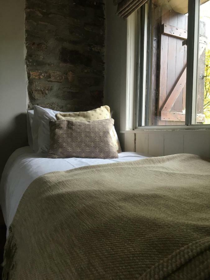 Fenny Castle Vineyard Cottage Wookey Exterior photo