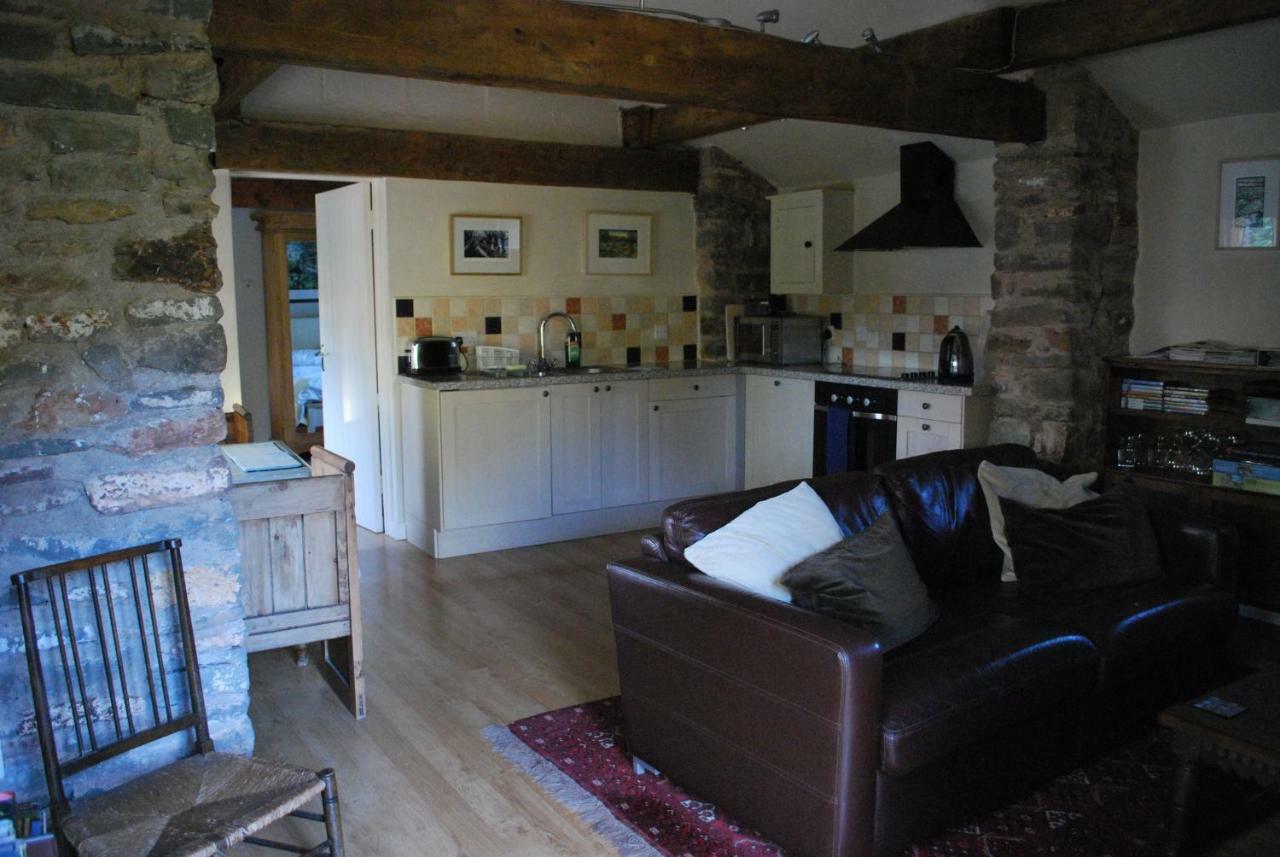 Fenny Castle Vineyard Cottage Wookey Exterior photo